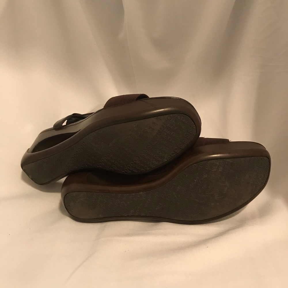 Calvin Klein Yumi Brown Leather Sandals - Size 10 - Picture 6 of 8